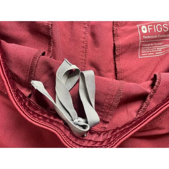 FIGS Men's Slim Axim Cargo Scrub Pants in Burgundy Size XL X-Large - Picture 5 of 6